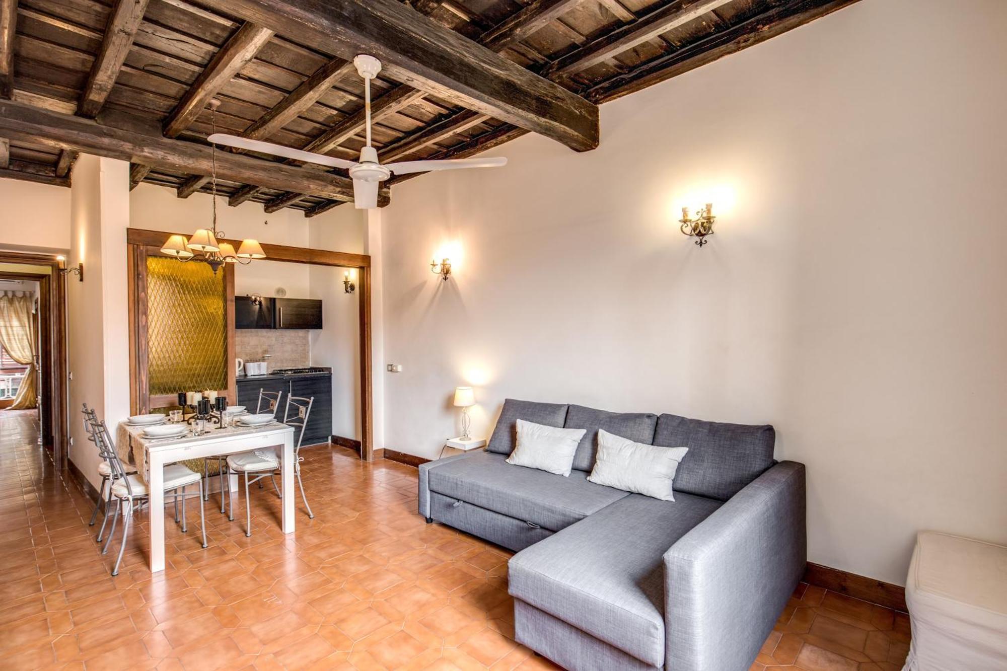 Elegant Apartment Behind The Colosseum Рим Екстериор снимка