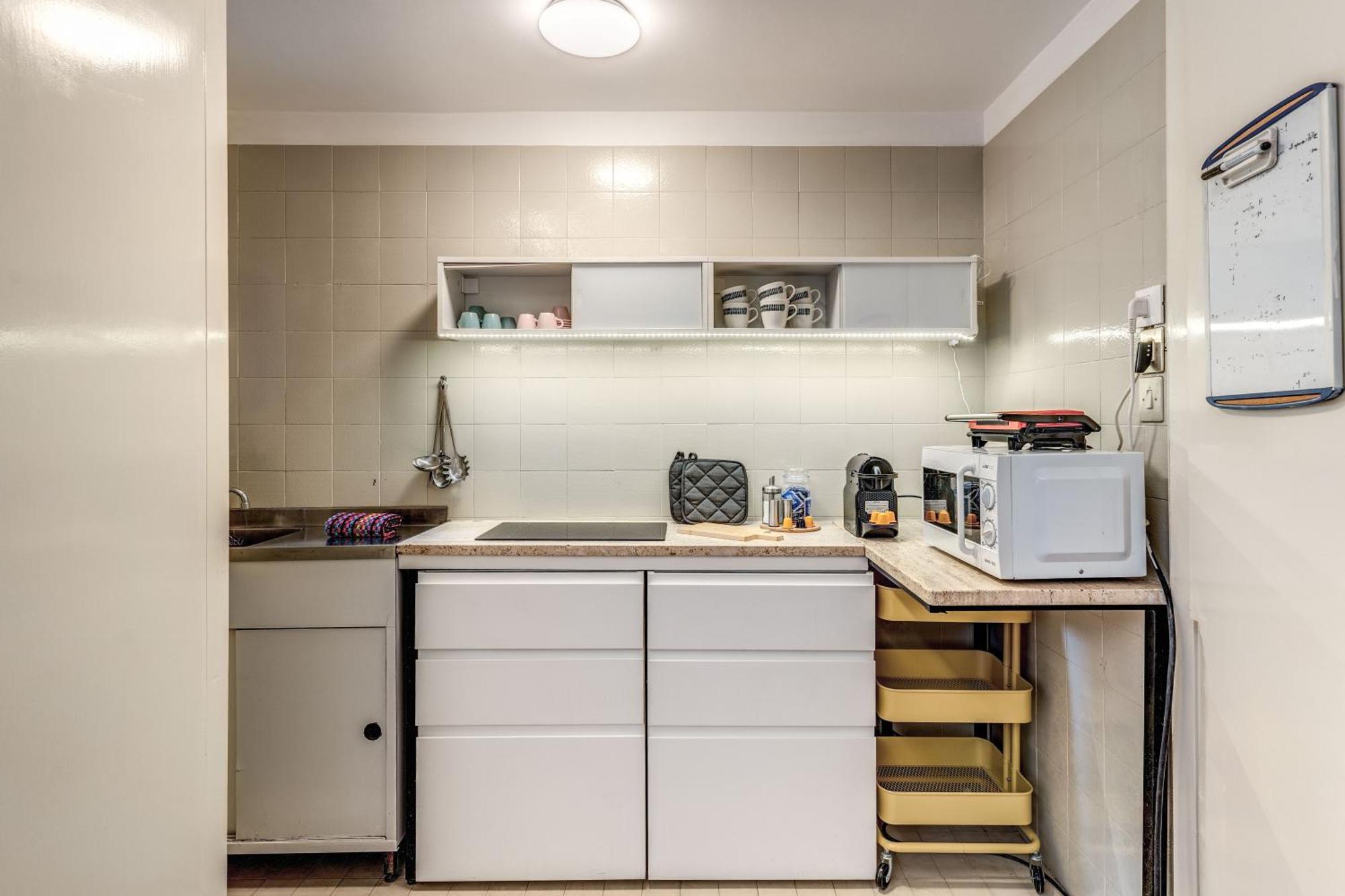 Elegant Apartment Behind The Colosseum Рим Екстериор снимка