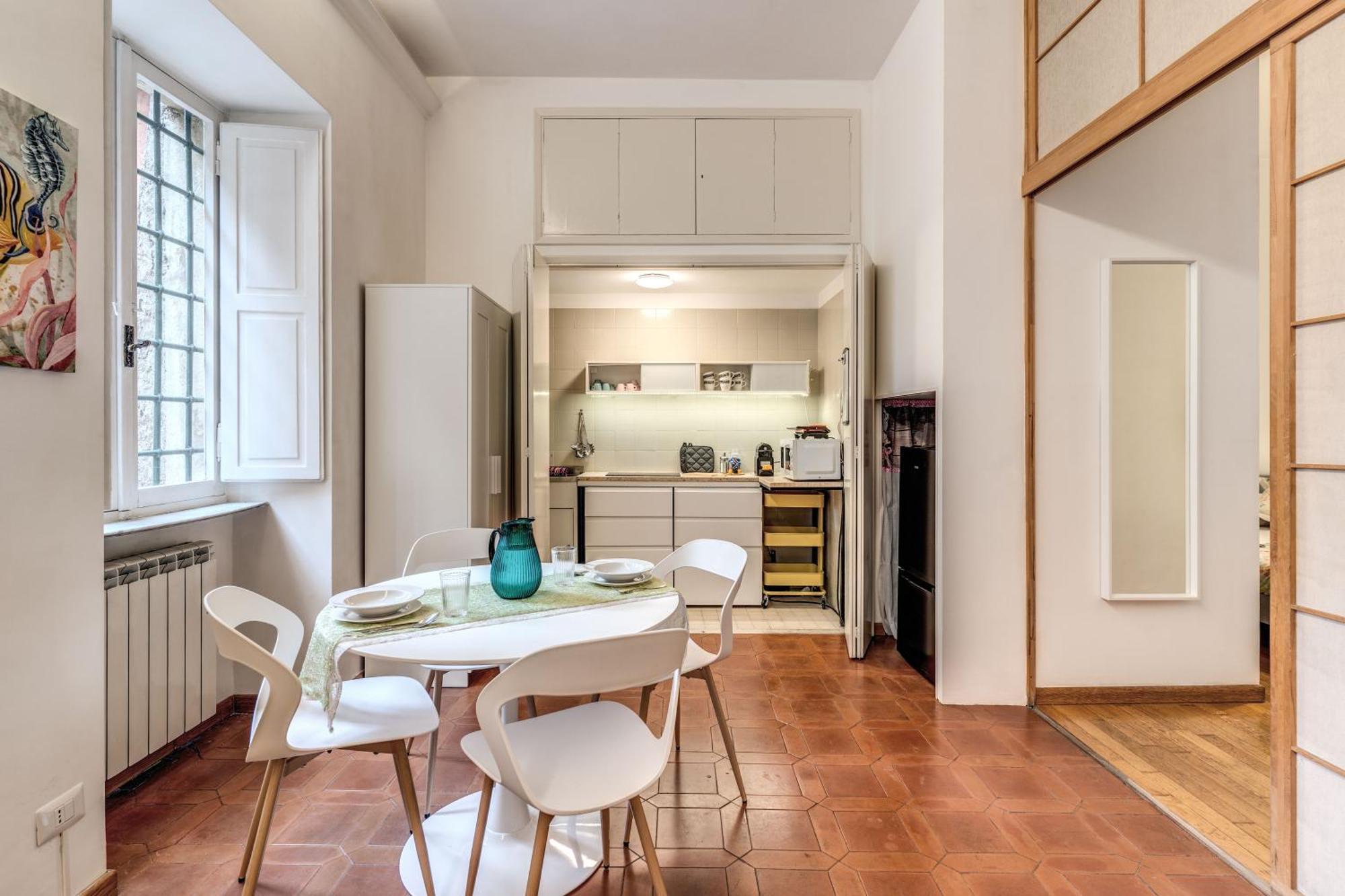 Elegant Apartment Behind The Colosseum Рим Екстериор снимка